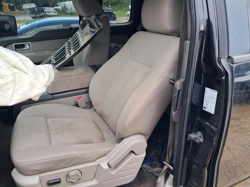 F150 2010 Glove Box 4742355