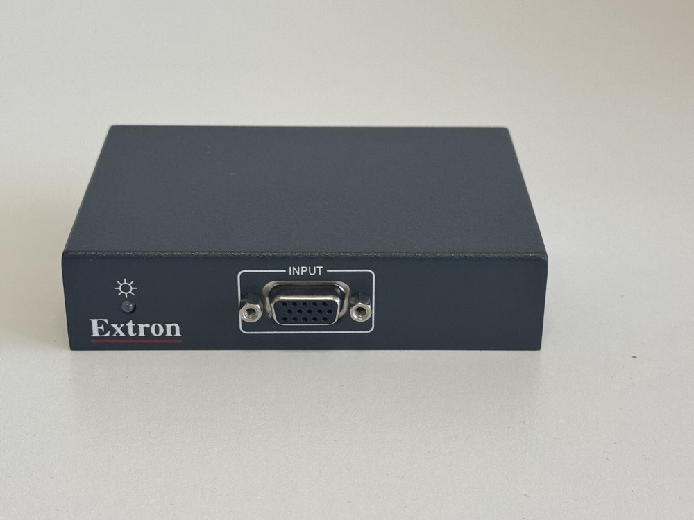 Shelf 36: Extron P/2 DA2xi Two Output VGA Distribution Amplifier