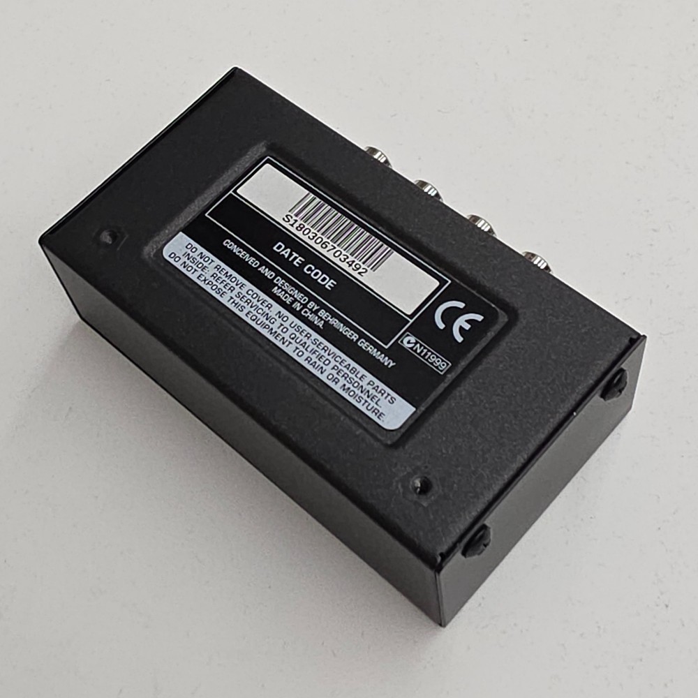 Behringer MicroPhono PP400 Phono PreAmp *Good Condition*