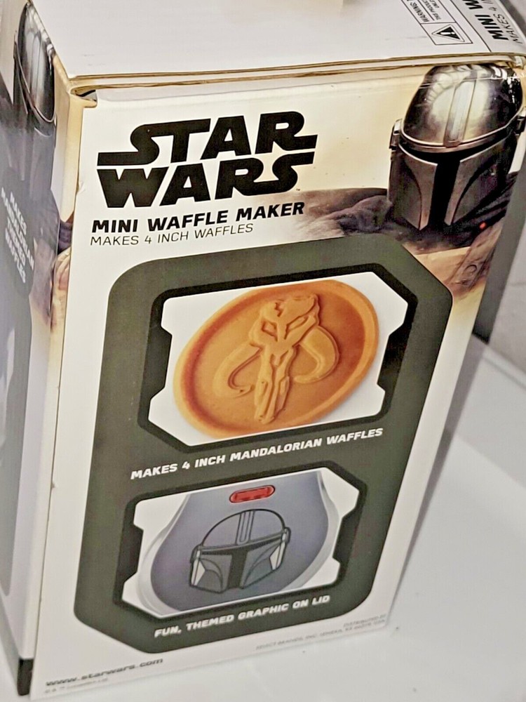 Disney Star Wars Mini Waffle Maker Mandalorian themed (NEW)