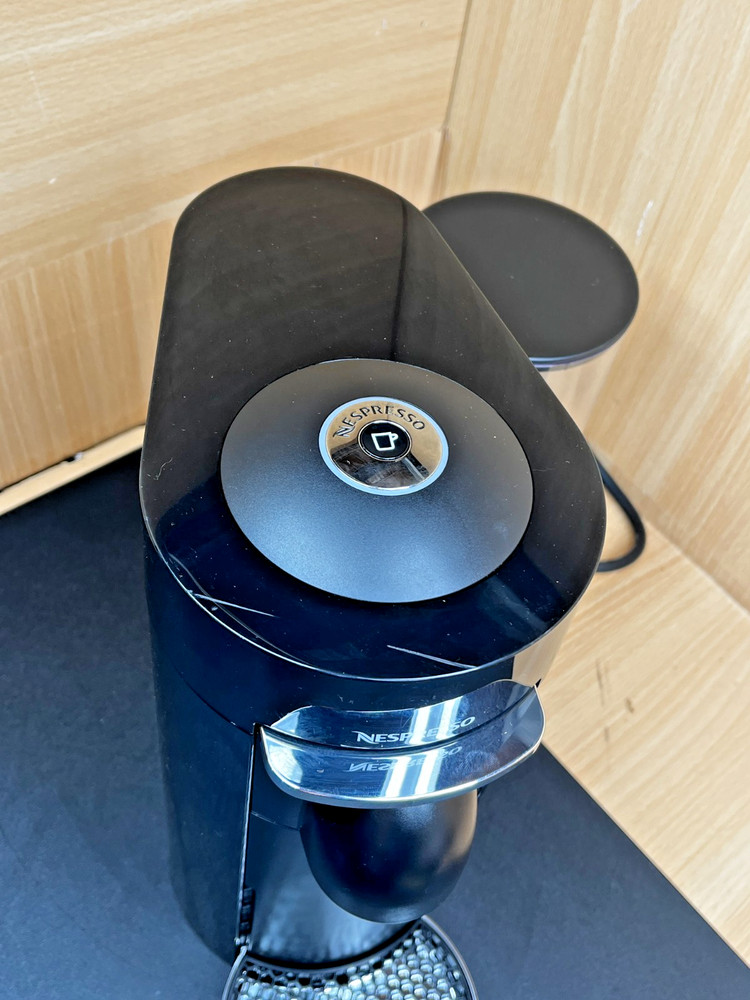 Nespresso Delonghi ENV155BAE Vertuo Plus Deluxe Coffee Espresso Machine