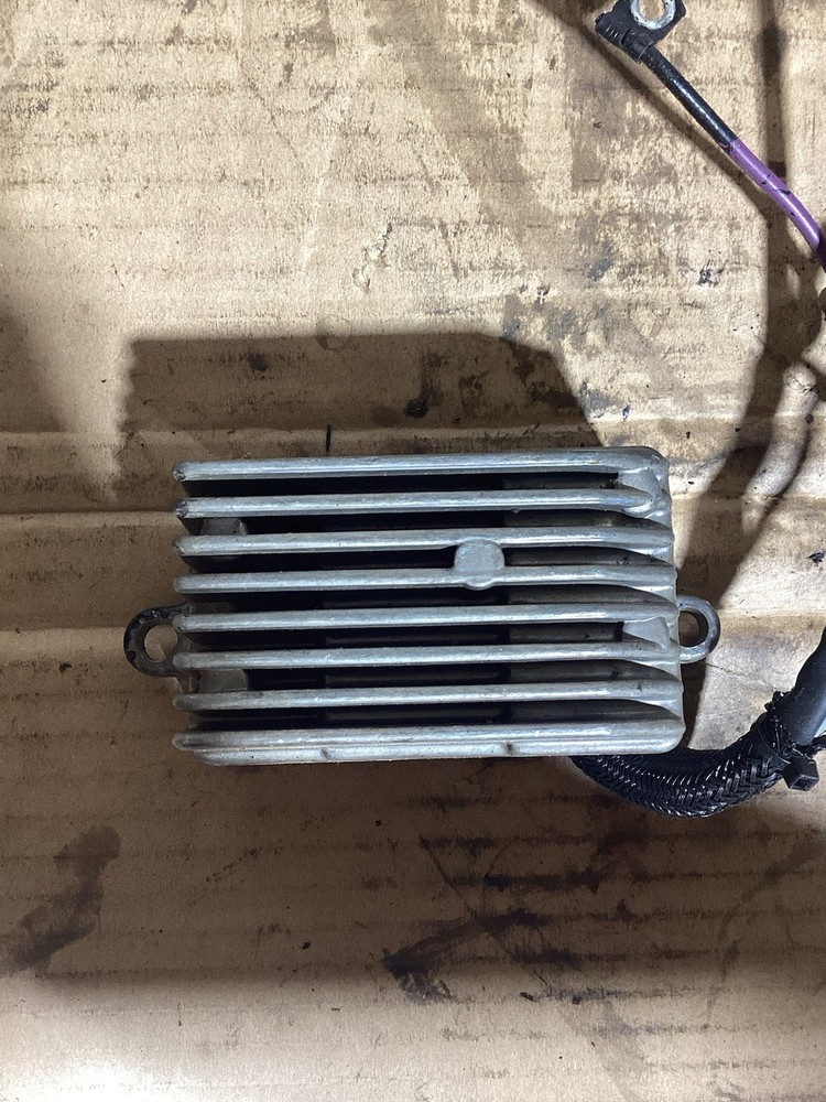 Johnson Evinrude RECTIFIER & REGULaTOR ASSY 0585001 OUTBOARD