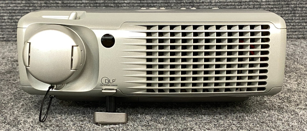 Dell 4100MP Portable DLP Front Projector w/ Hardshell Case, Power Cable & Remote