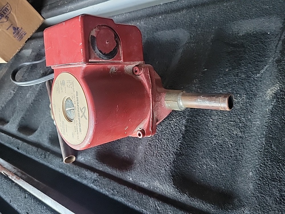 Grundfos UP 15-18 B5 Circulator Pump