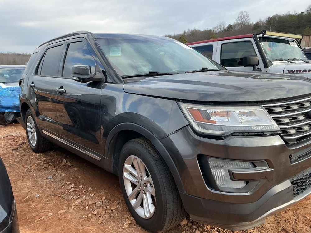 Fuse Box Engine Fits 17 EXPLORER 4972048