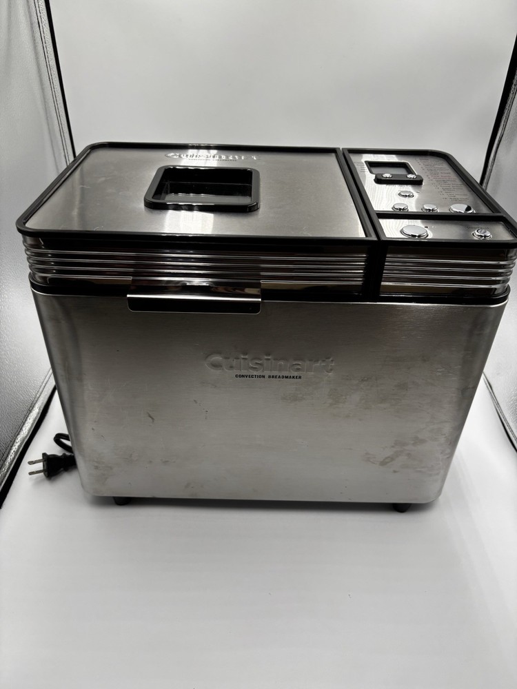 CUISINART CBK-200 Convection Bread Maker 2-Pound Programmable Stainless Steel