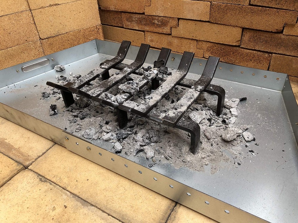 Fireplace Tray - Expandable/Adjustable Ash Pan