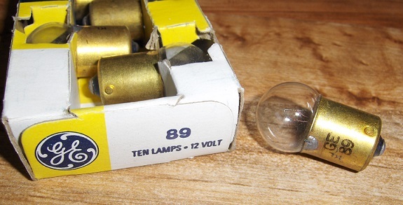 #89 LAMP ***FREE SHIPPING***