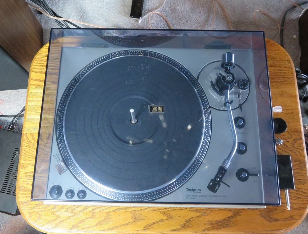 Technics SL-1650 Quality Automatic Stack Direct Drive Turntable Serviced Nr Mint