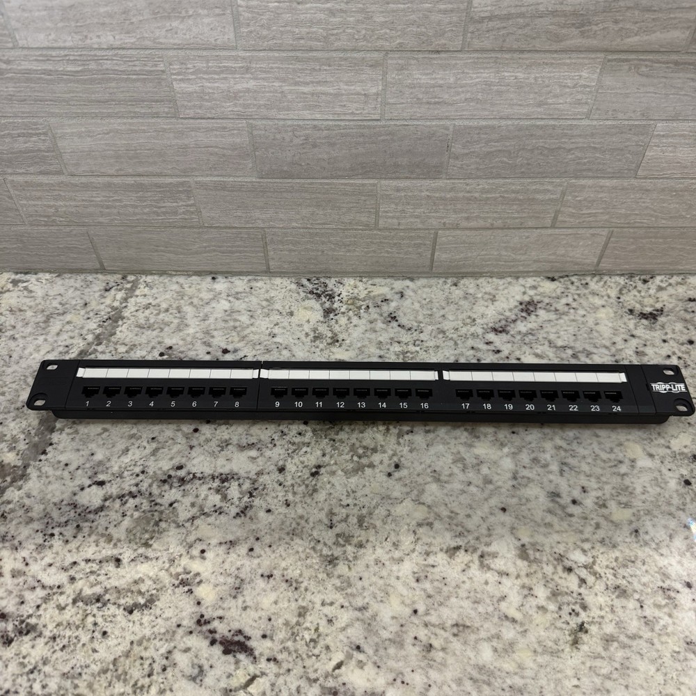 Tripp Lite 24 Port Cat5e Patch Panel