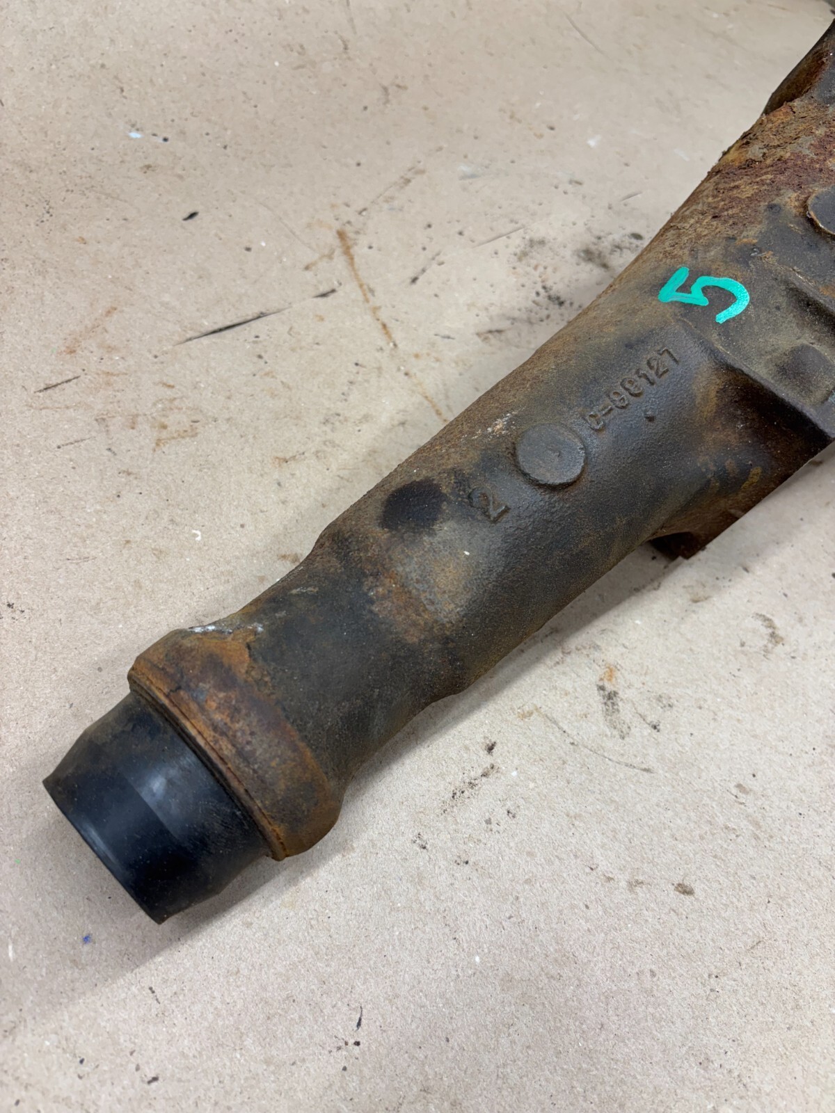 67 69 70 Dodge Plymouth Mopar B Body TailShaft Housing Tailhousing C-99127 4 SP