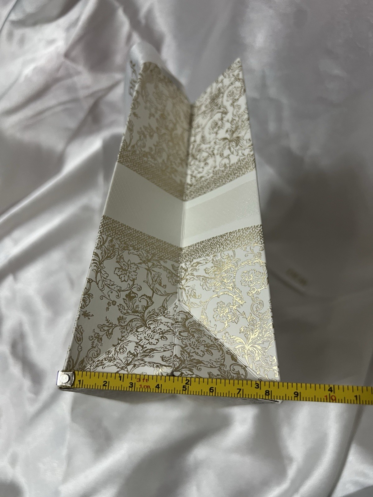 Dior Gift Bag Textured Paper Holiday Limited Edition L 9.5 x H 7 x D 3.5"