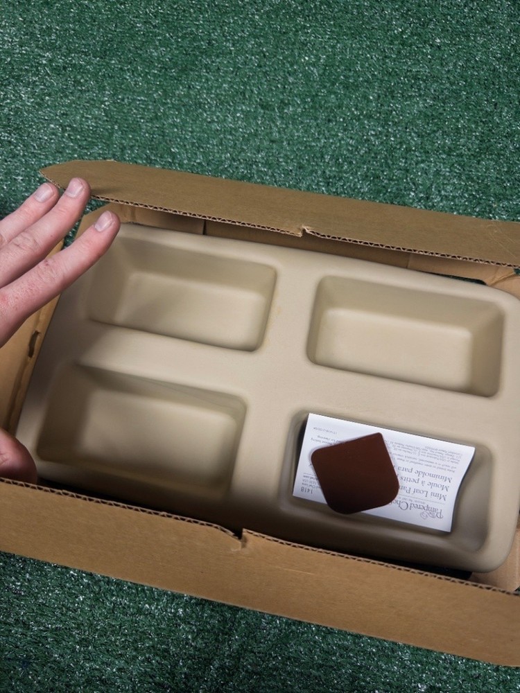 Pampered Chef Stoneware Mini Loaf Pan (1418) New Open Box