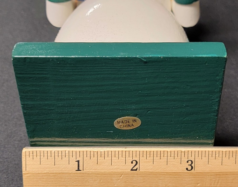 Vintage Wooden SNOWMAN NUTCRACKER Holding Present & Tree EUC in Original Box