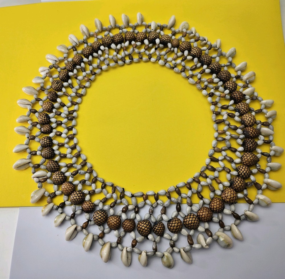 Vintage African Infinity Beaded/Shell Chocker Necklace Beautiful!
