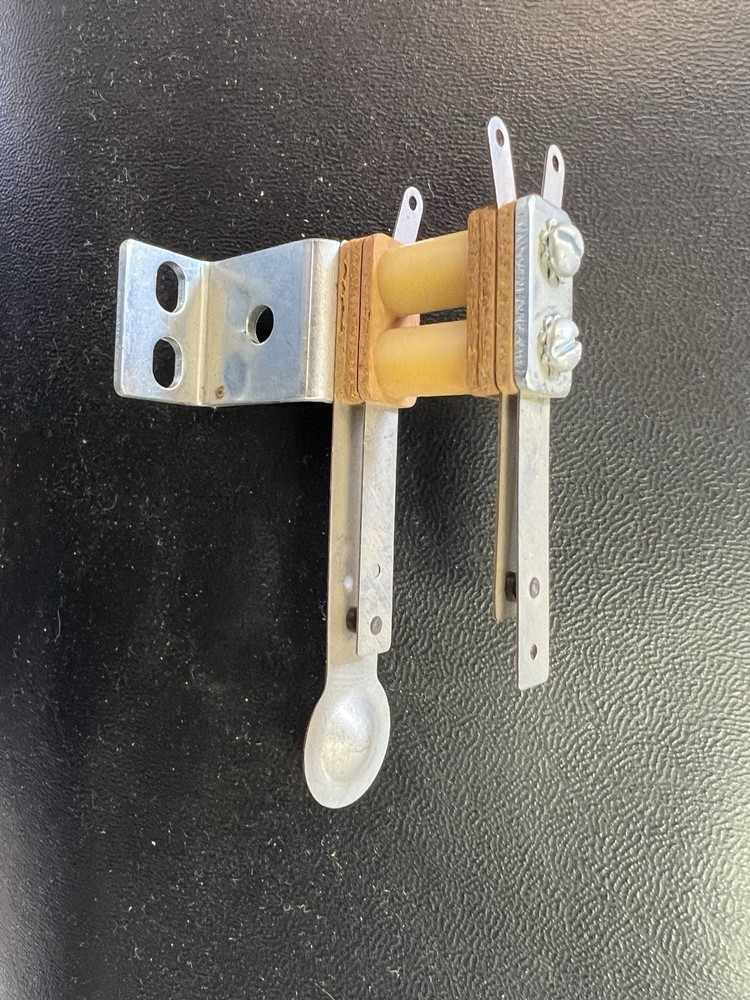 COMPLETE CONTACT POP BUMPER GOTTLIEB REF 22704