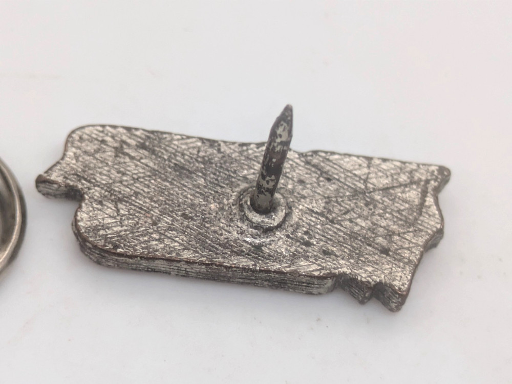 PRAYER WORKS Small Lapel Pin