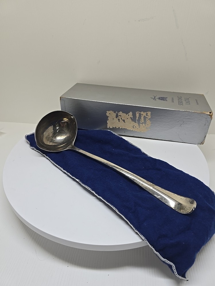 Great Large Serving Ladle in Silverplate by Leonard, Used. D84