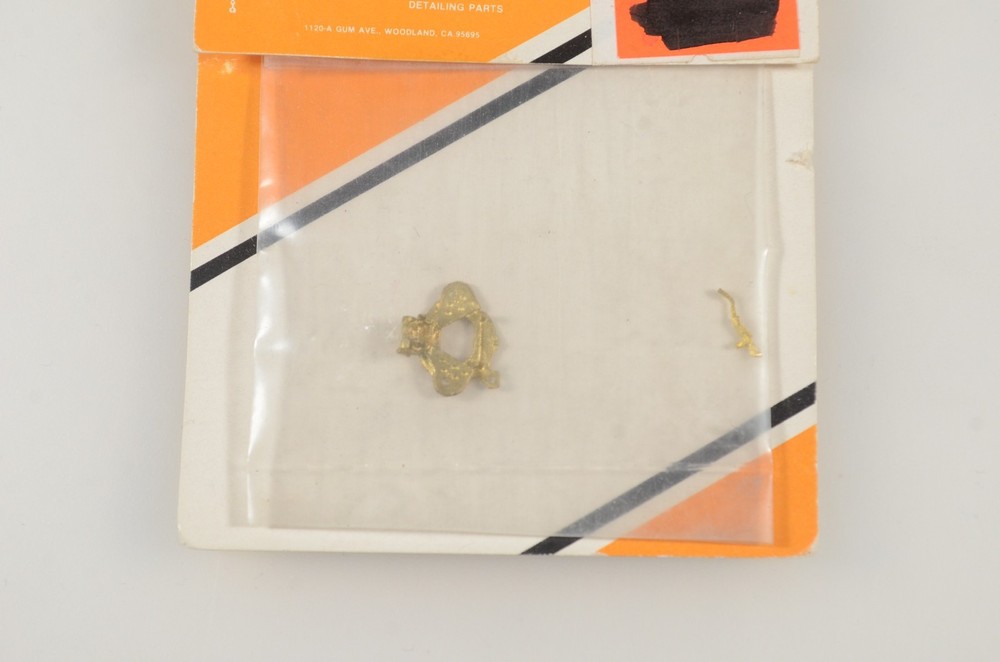 Precision Scale HO Cast Brass Firedoor Butterfly Open - 3096