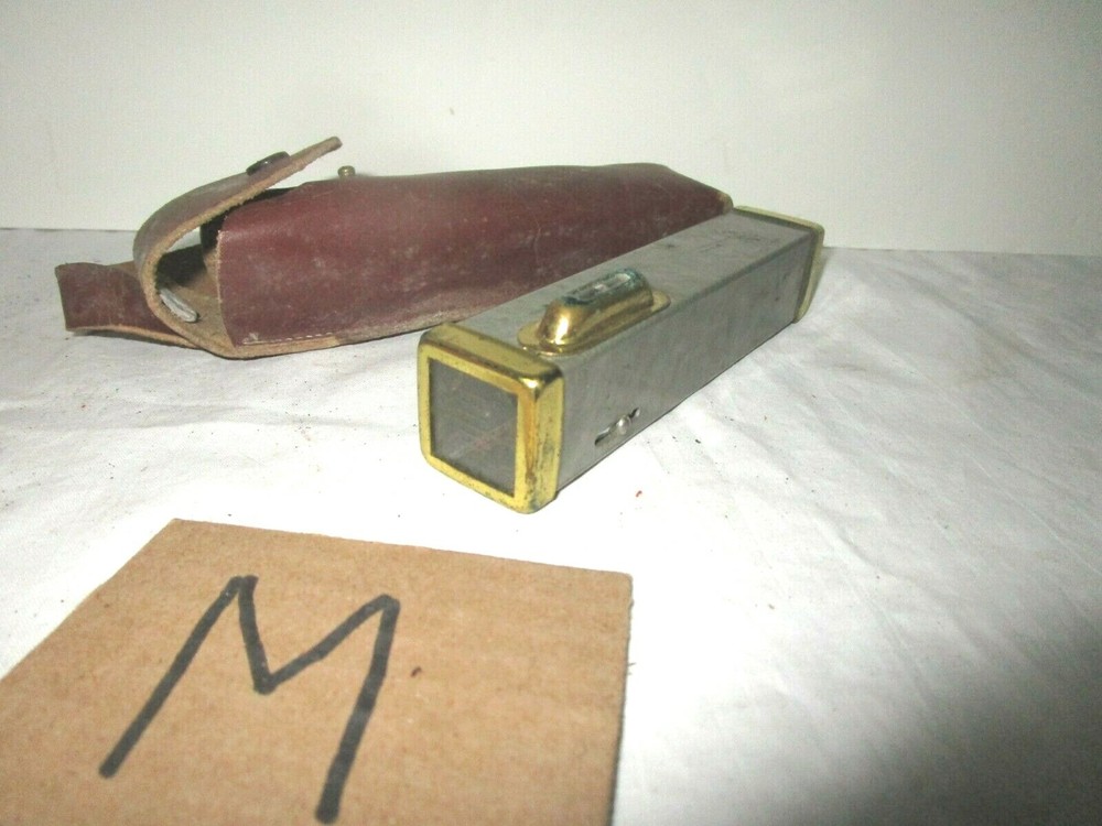 Vintage Swift Instruments sighting level with leather case