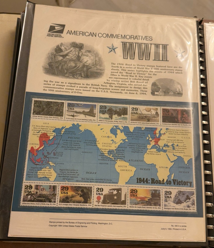 American Commemorative Collection Binder with 20 Panels, 1994