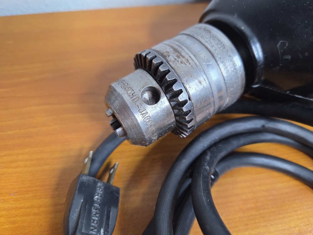 Sears Craftsman USA Made 3/8 in Drill Reverse Variable Speed Electric Drill