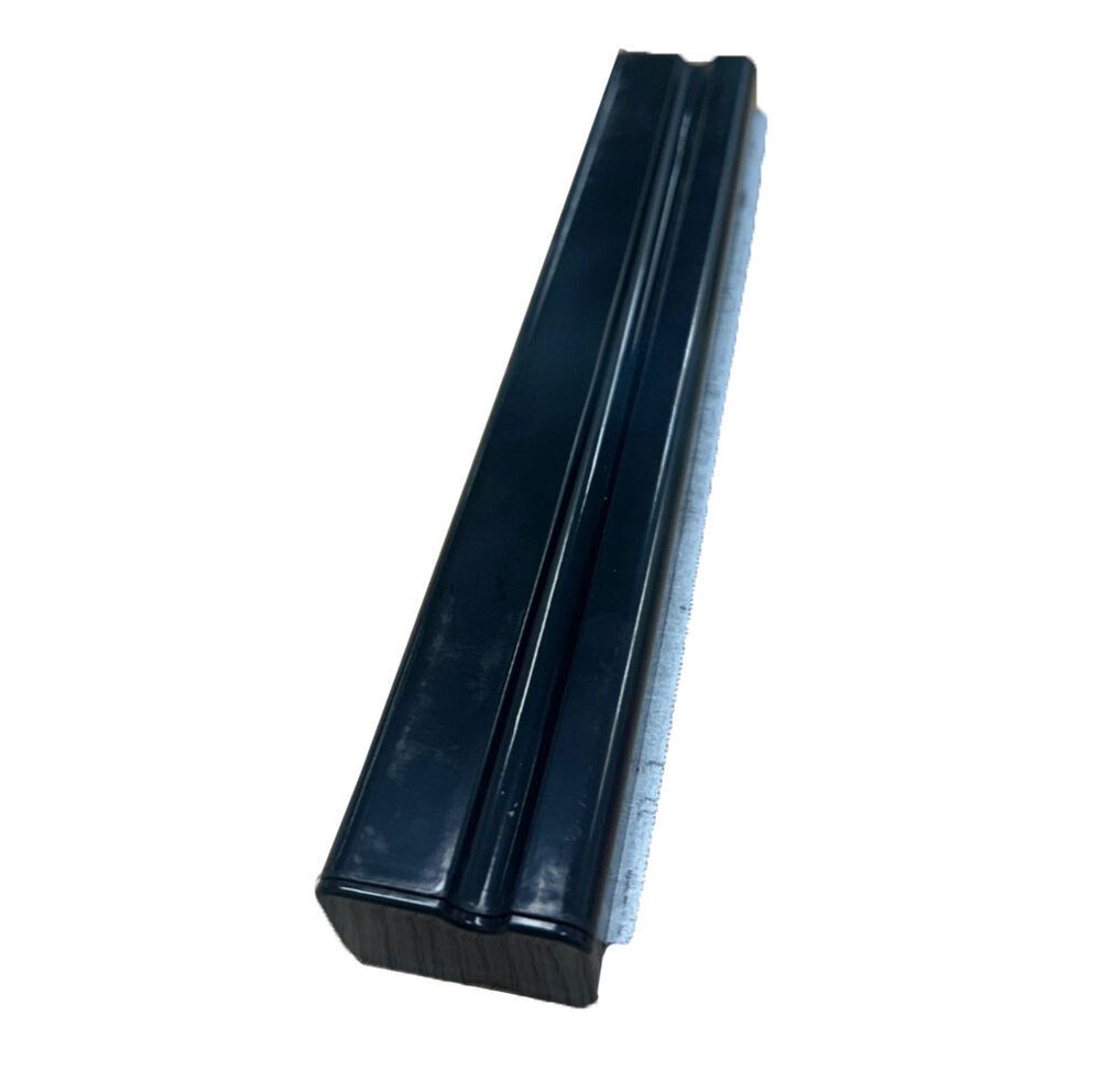 Animal Shedding Block Black