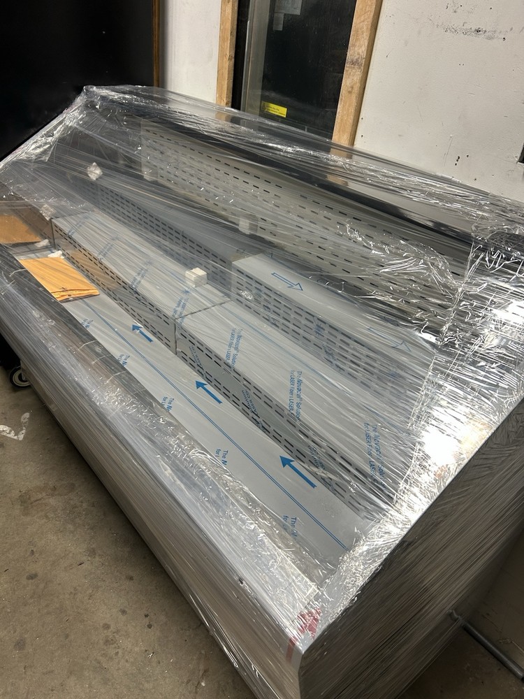 Federal RSS6SC-2B refrigerated 72" grab & go Display Case