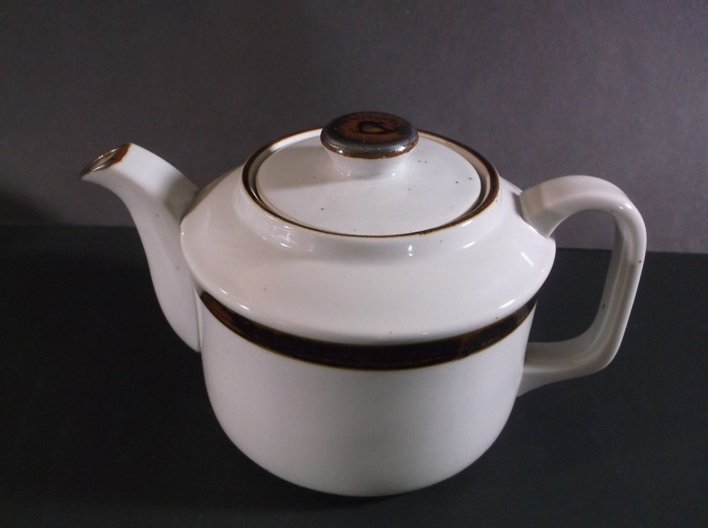 Lauffer brown banded stoneware 1 quart teapot