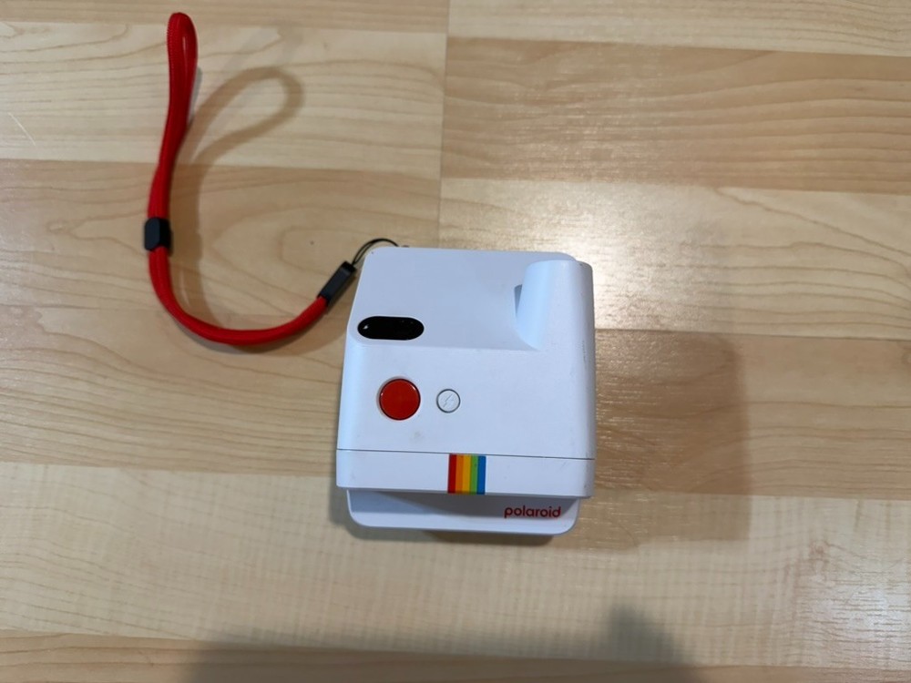 Polaroid Go Instant Mini Camera ONLY Portable Mini Camera White
