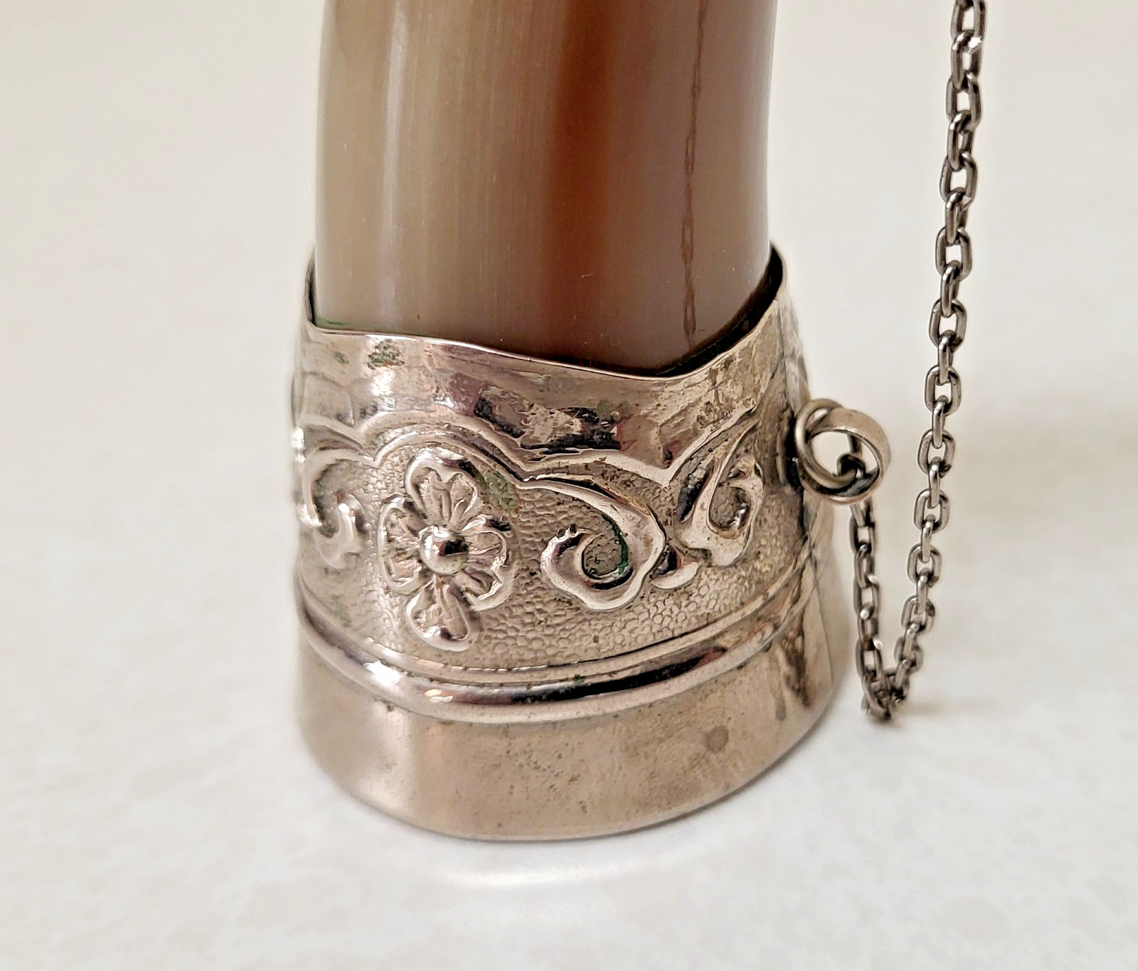 Vtg Horn Wine Cup Silver Trim Embossed Chain Ceremonial Ox Bull Bovine Scottish