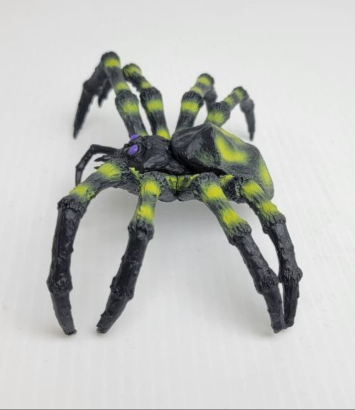 Bandai HG Godzilla Destroy All Monsters Kumonga 1968 Gashapon 5" Wide Figure