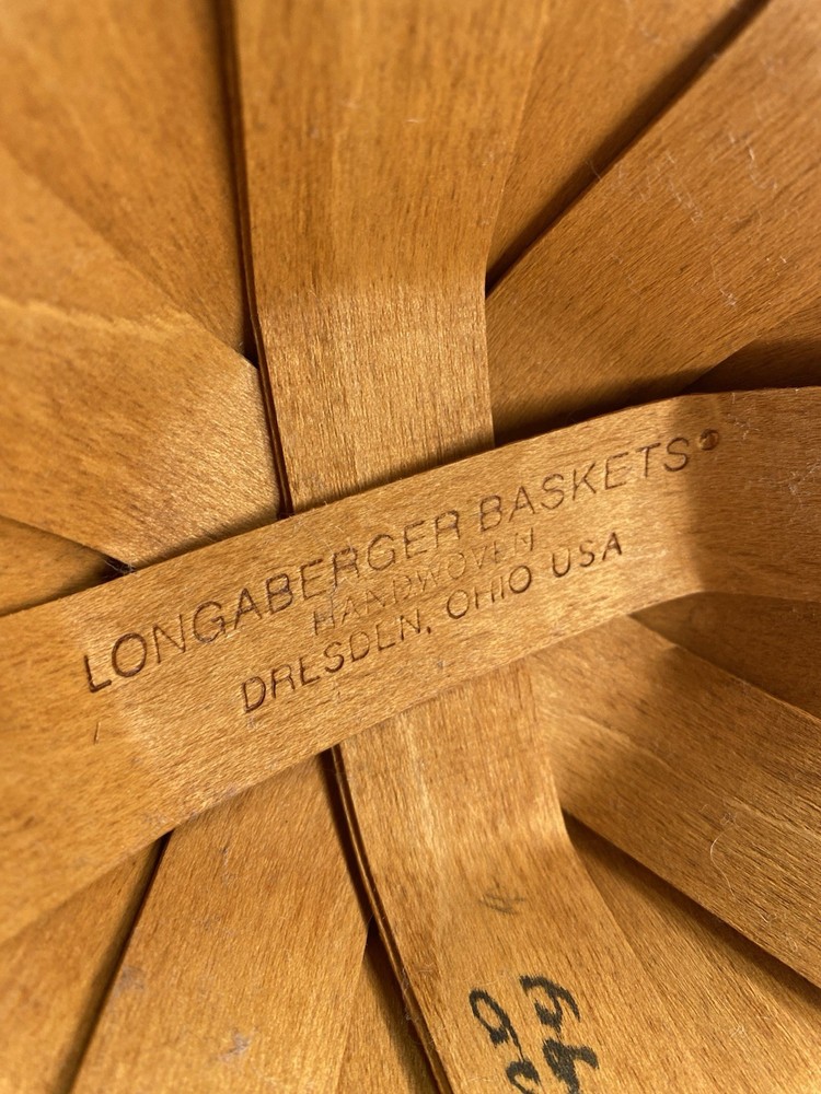 1994 LONGABERGER Classic Tall Medium Fruit Basket Swinging Handle
