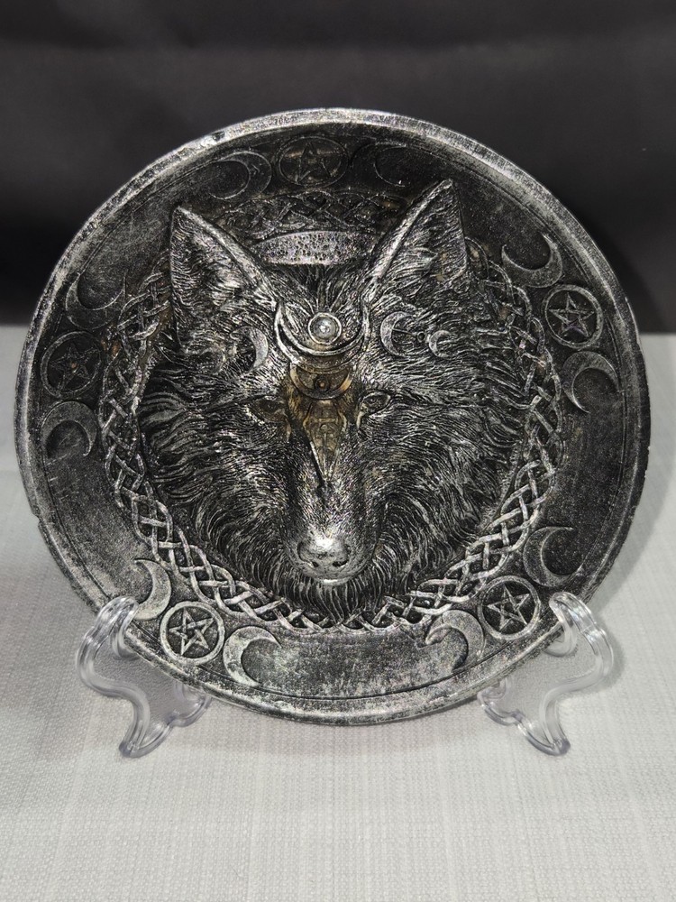 Wicca Celtic Knotwork Triple Moon Pentagram Gray Wolf Round Incense Holder