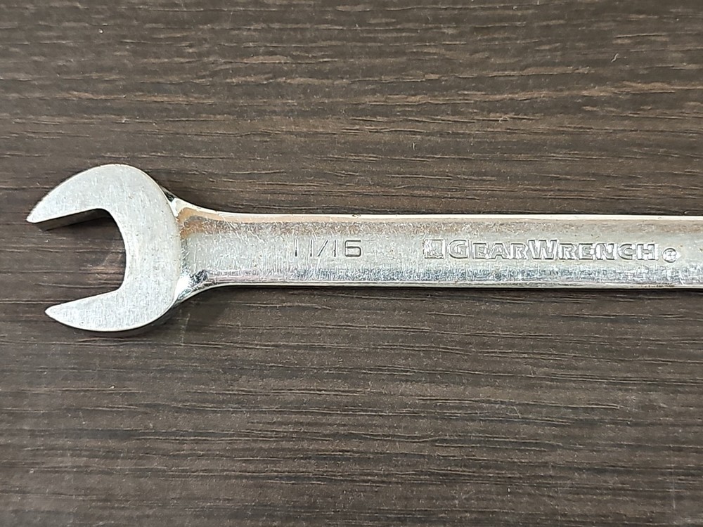 GearWrench 11/16" -Code D- 12 Point Ratcheting Combination Wrench