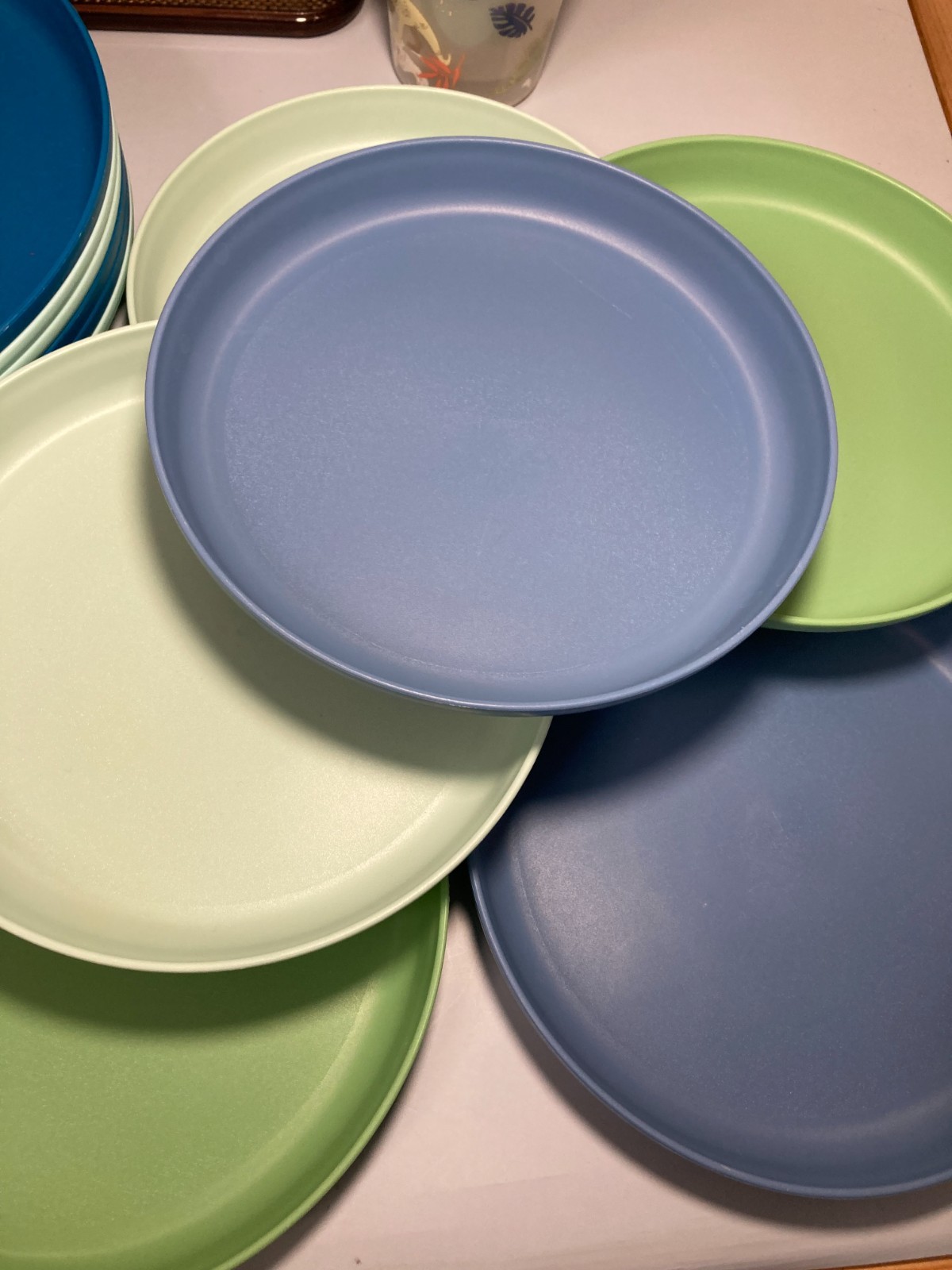 Kids Unbreakable Dinnerware Set 100+ pcs Pillowfort Cool Colors + Organizer