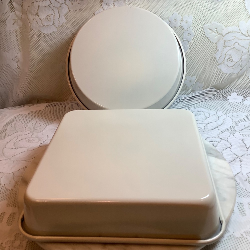 Culinary Craft - 7" Round & 8" Square Nested Baking Pans- New w/box -Fast Ship