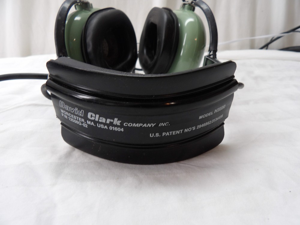 David Clark H3330 Noise Canceling Aviation Headset & Mic