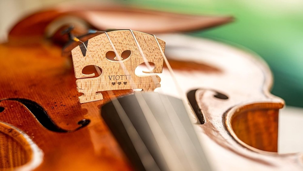 Pre-Cut 4/4 Violin Bridge: Solid Maple & Ebony for Enhanced Sound & Aesthetics