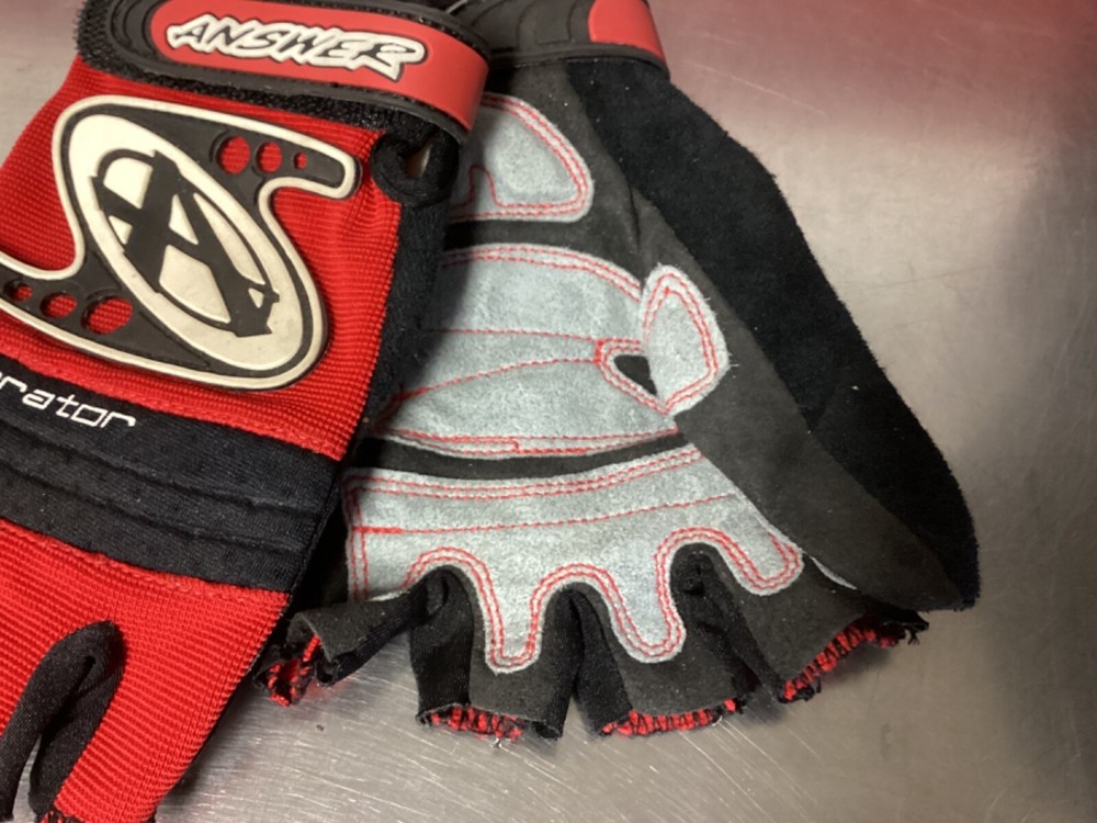 Bicycle Gloves ~ Accelerator ~ Half Finger ~ Accel Team RED ~ Cycling ~ MEDIUM