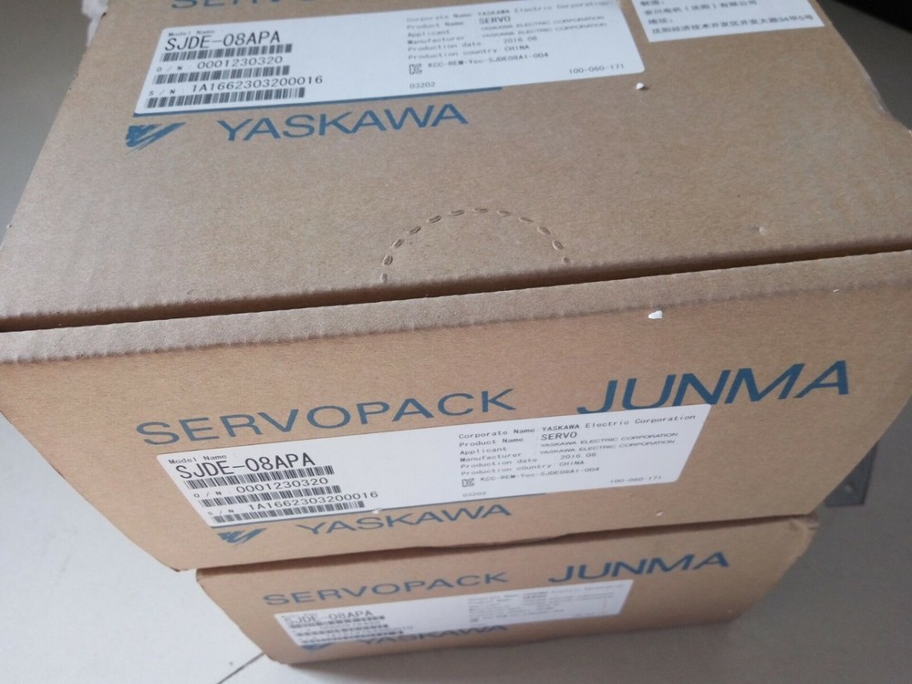 1PC NEW SJDE-08APA Yaskawa Servo Drive