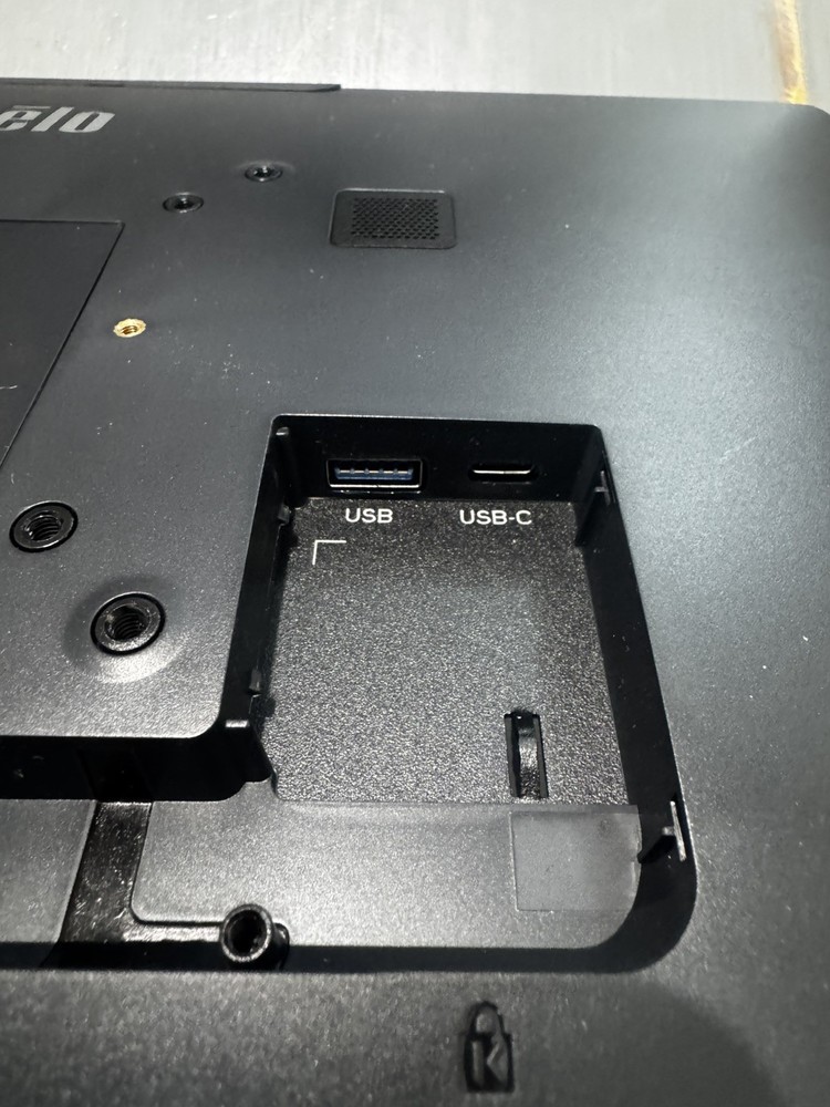 Elo Touch all-in-one computer model ESY15l1D