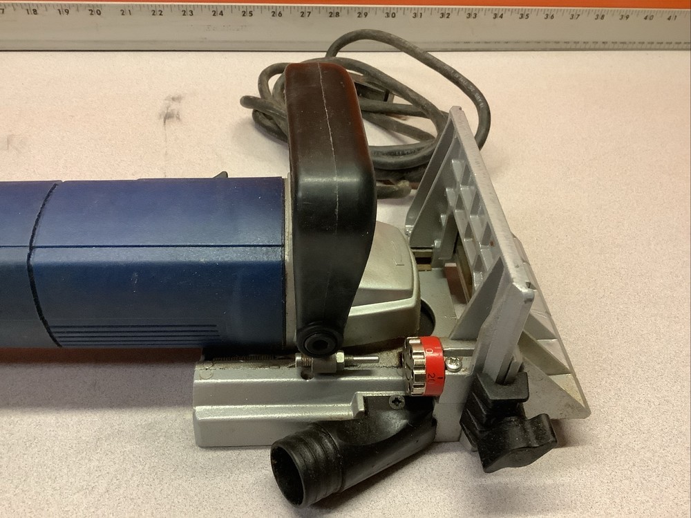 Freud 4” Biscuit Joiner Machine Model: JS 100 A ~ With Case & Manual