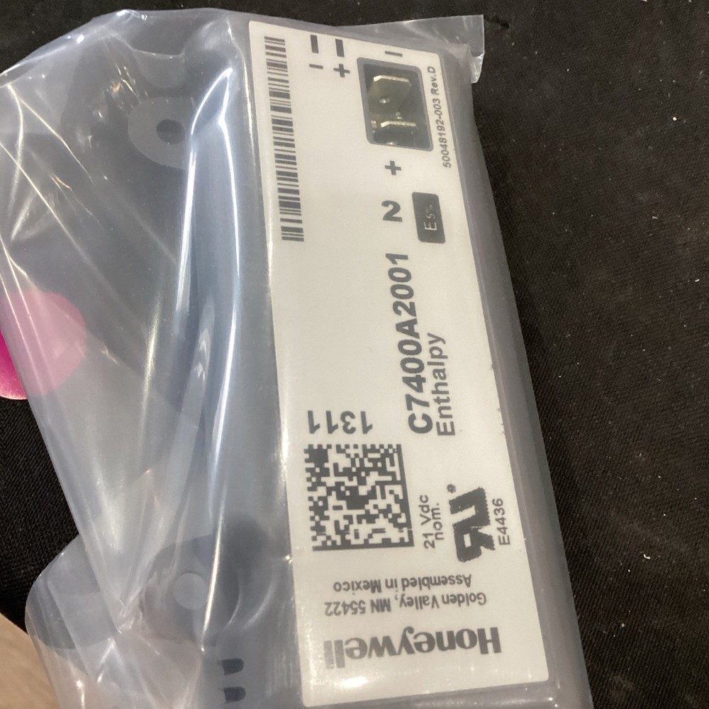 HONEYWELL C7400A2001 ENTHALPY SENSOR DUCT 4/20MA OUTPUT -- REPLACES C7400A1004