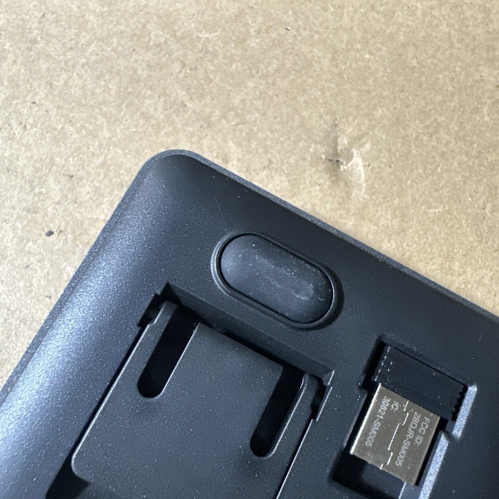 ProtoArc EK04 Wireless Ergonomic Keyboard Separate Number Pad- Missing Charger