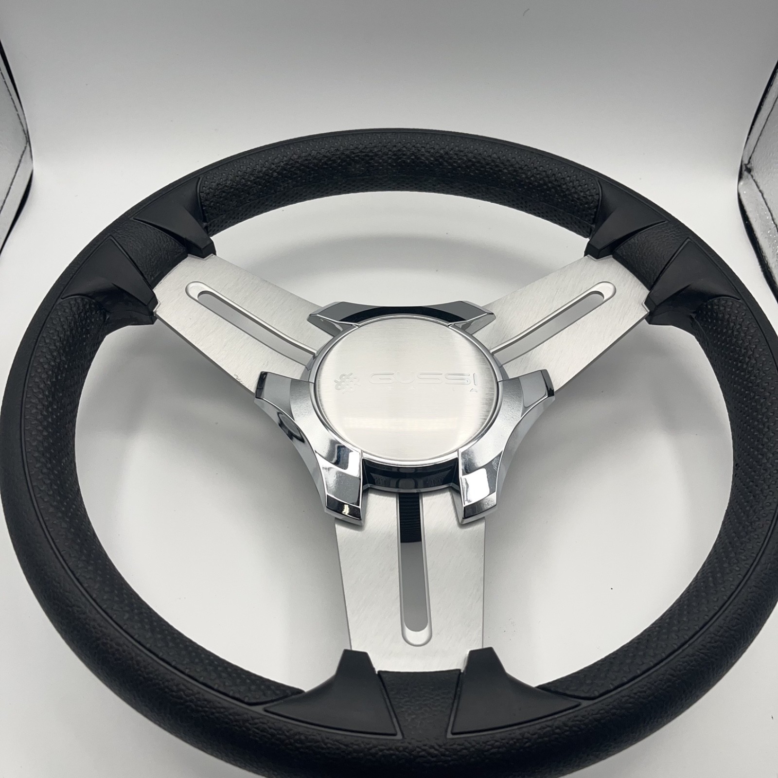 Model 15 Marine Steering Wheel Brushed Aluminum Spokes | Gussi Logo | KEY HUB