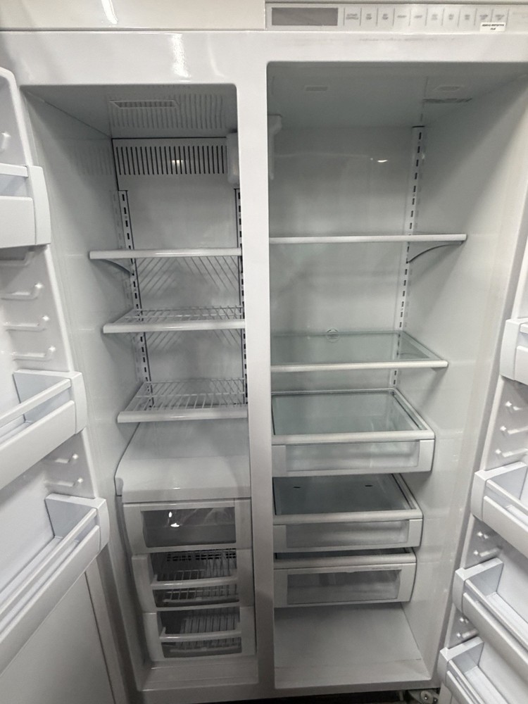Viking Professional 42 Refrigerator - VCSB5423SS Scratch Dent Make Offer