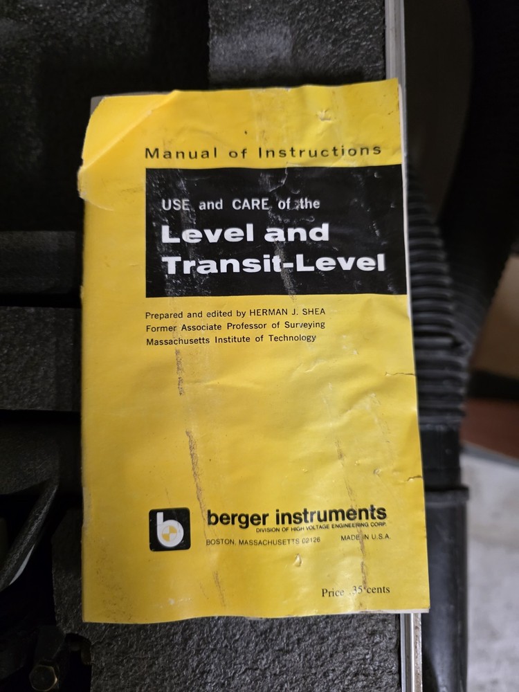 Vintage Berger Engineering Instruments Surveying Transit-Level Model 110c