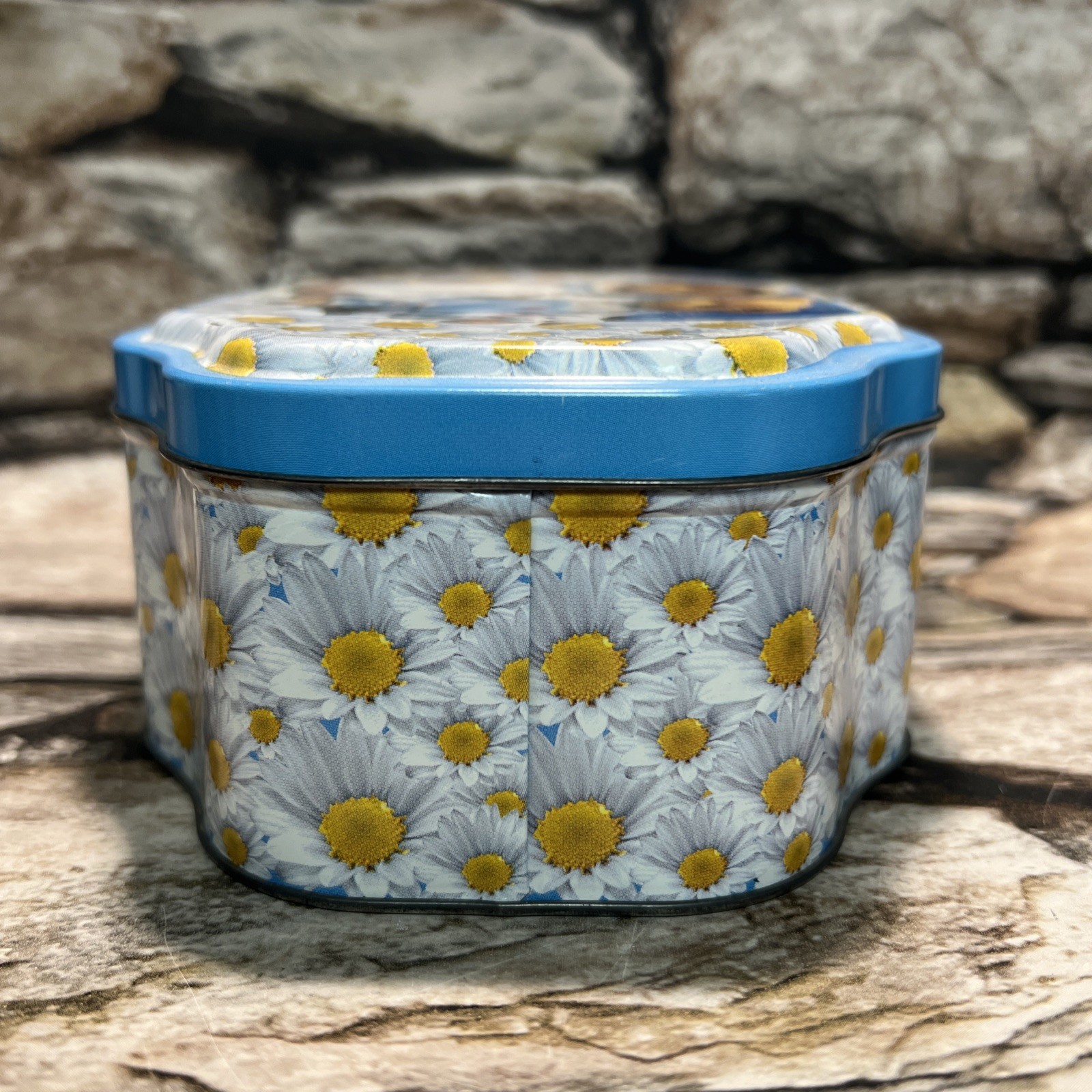 Cherished Teddies 1997 Enesco Collectible Metal Tin Bears Metal Box w/ Lid Empty