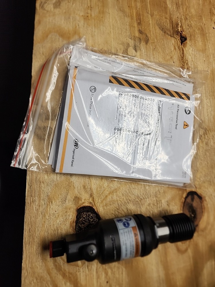 Ingersoll-Rand Avc10c1 Air Riveter,Industrial,3190 Lb.